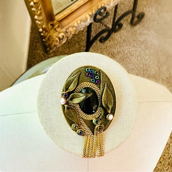 Vintage Brooch Pendant by luxury designer Marena - Picture 14 of 14